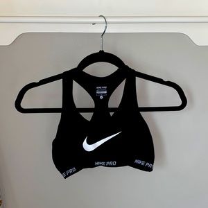 Black Nike Pro Sports Bra